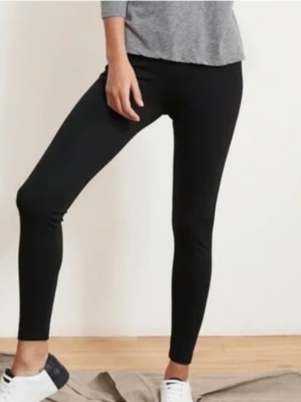 NWT Velvet by graham and Spencer jillette legging XS